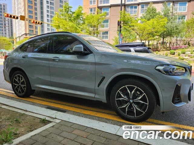 BMW X4 2022 — Şəkil 16/20