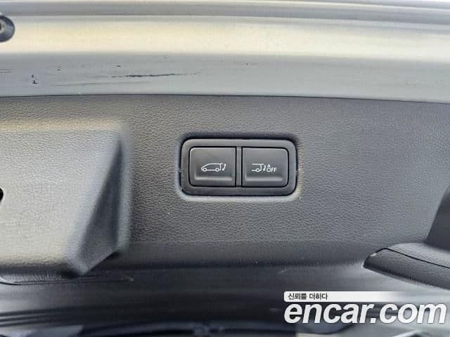 Hyundai Staria 2023 — фото 15 из 20