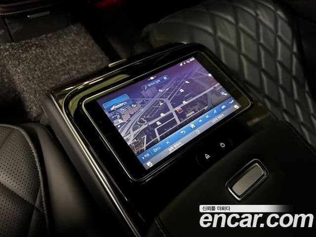 Mercedes-Benz S-Class 2022 — Photo 16/20