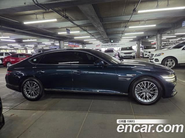 Genesis G80 2022 — Photo 19/20