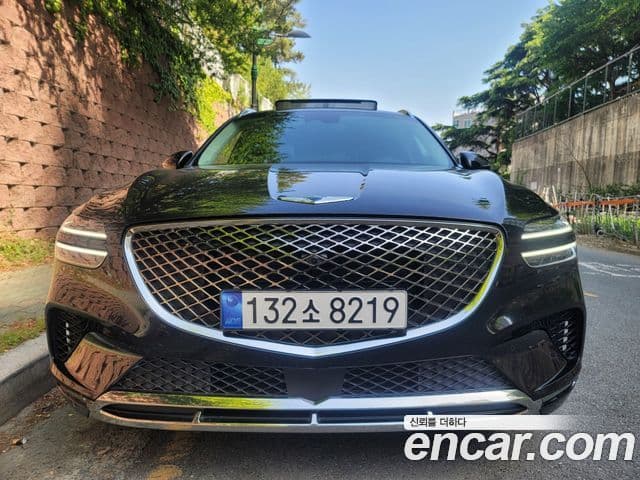 Genesis GV70 2023 — Şəkil 2/20