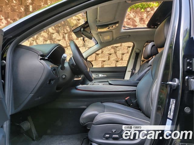 Genesis GV70 2023 — Şəkil 12/20