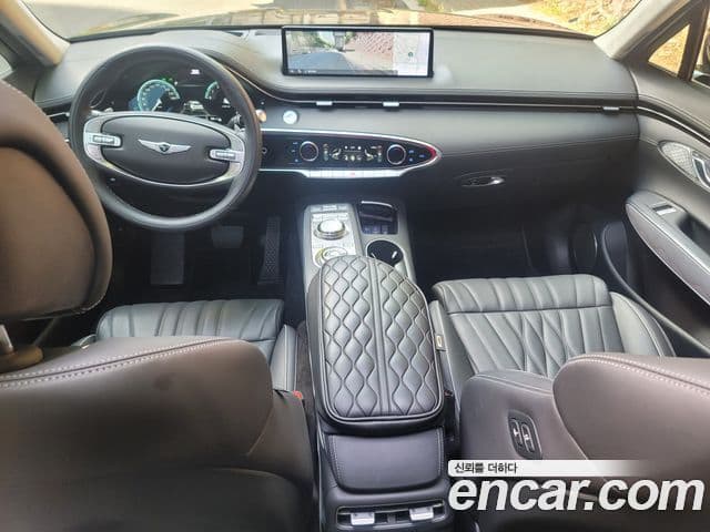 Genesis GV70 2023 — Şəkil 14/20