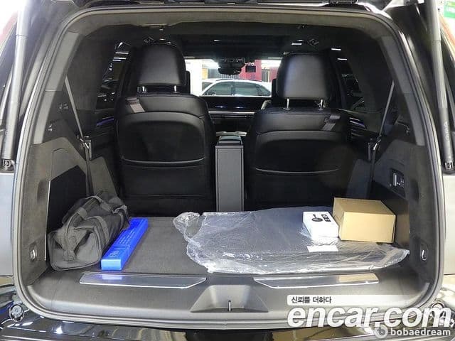 Cadillac Escalade 2025 — Şəkil 8/20