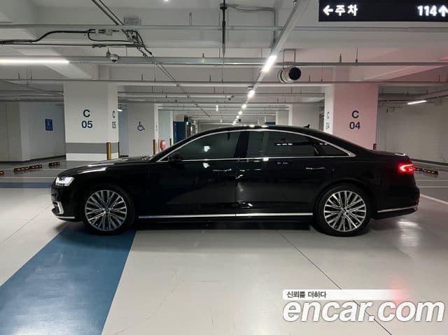 Audi A8 2020 — Фото 6/20