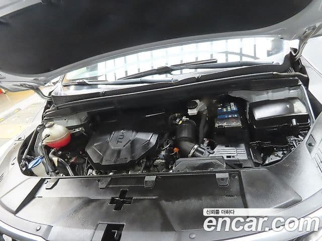 Kia Carnival 2020 — ფოტო 9/20