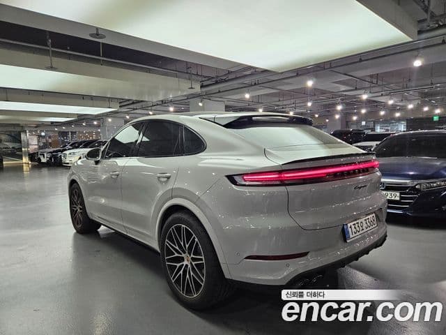 Porsche Cayenne 2025 — Şəkil 3/19