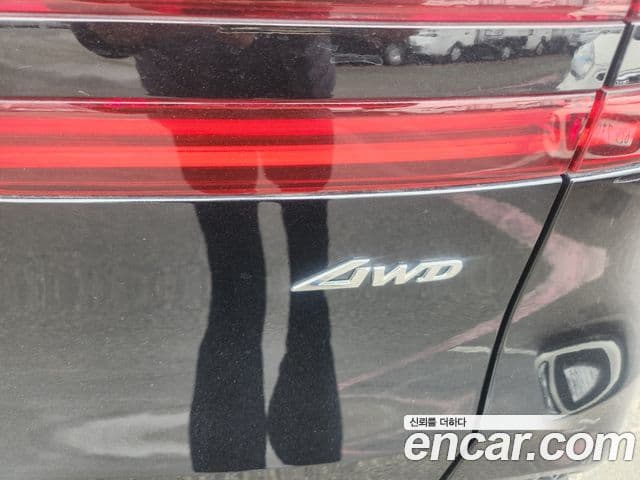 Genesis GV70 2024 — Şəkil 19/20