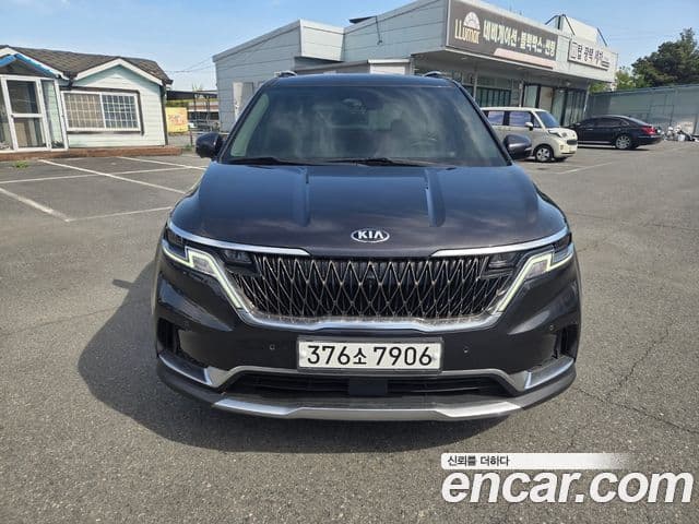 Kia Carnival 2020 — ფოტო 1/20