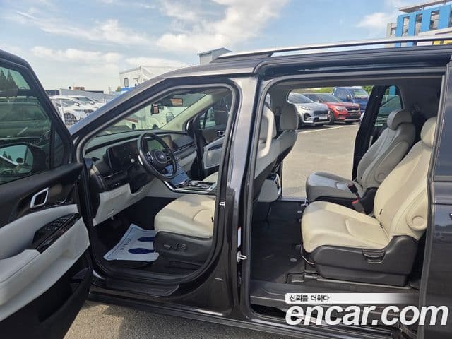 Kia Carnival 2020 — ფოტო 10/20
