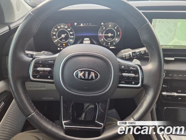 Kia Carnival 2020 — ფოტო 15/20