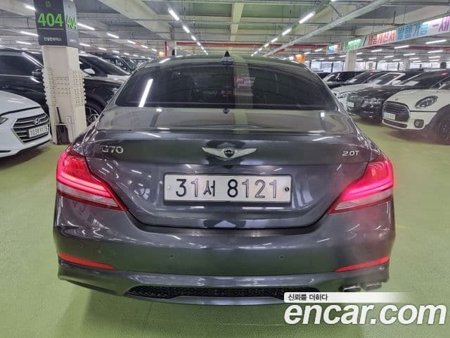 Genesis G70 2018 — Photo 16/20