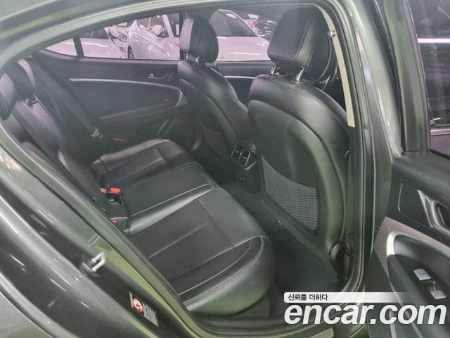 Genesis G70 2018 — Photo 20/20