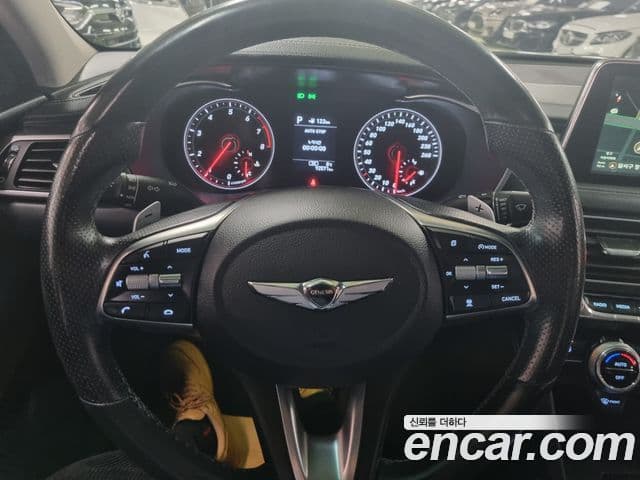 Genesis G70 2018 — Photo 15/20