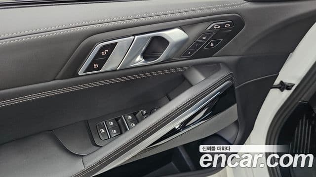 BMW X6 2025 — Photo 13/32