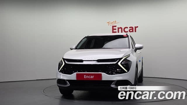 Kia Sportage 2021 — ფოტო 3/20