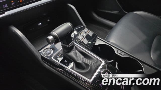 Kia Sportage 2021 — ფოტო 9/20