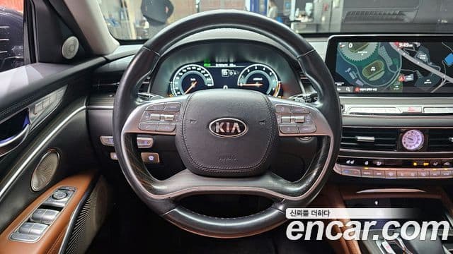 Kia The K9 2018 — Фото 12/20