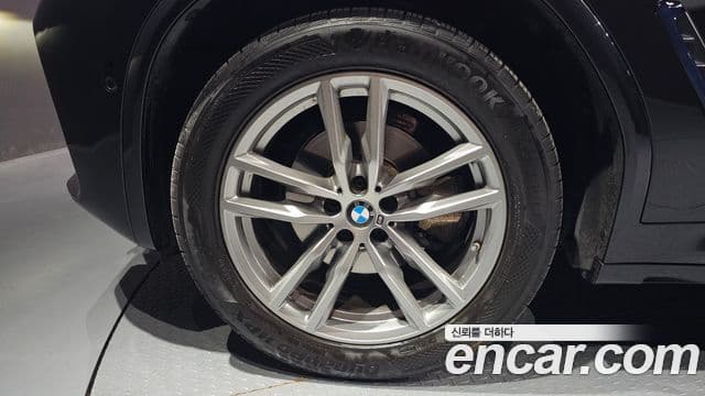 BMW X3 2021 — Photo 26/36