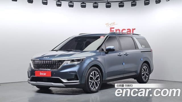 Kia Carnival 2022 — Фото 1/20
