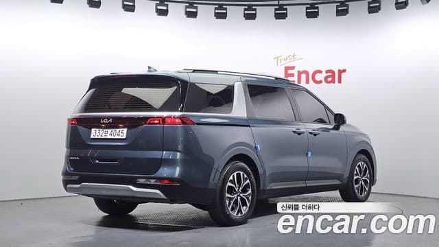 Kia Carnival 2022 — Фото 2/20