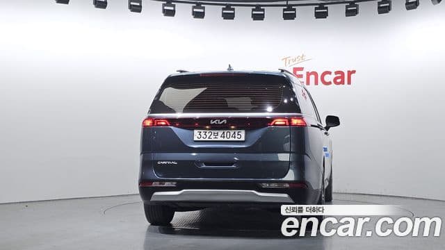 Kia Carnival 2022 — Фото 4/20