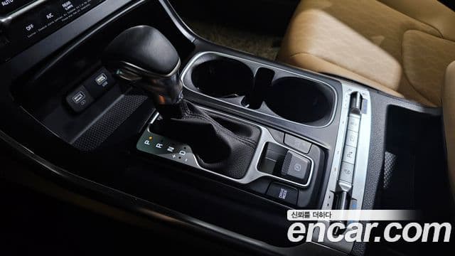 Kia Carnival 2022 — Фото 9/20