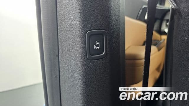 Kia Carnival 2022 — Фото 18/20