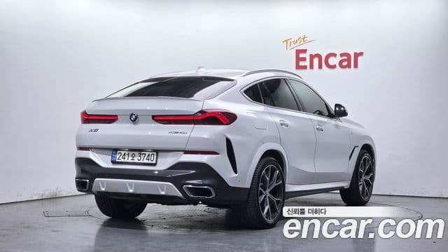 BMW X6 2021 — ფოტო 11/20