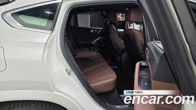 BMW X6 2021 — ფოტო 7/20