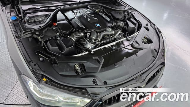 BMW 8 Series 2024 — фото 5 из 20