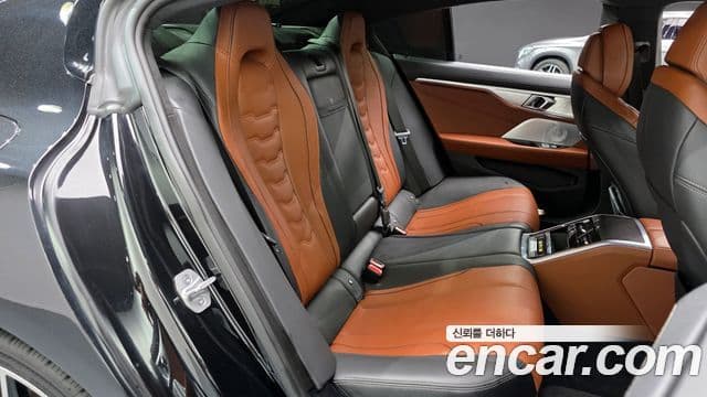 BMW 8 Series 2024 — Şəkil 11/20