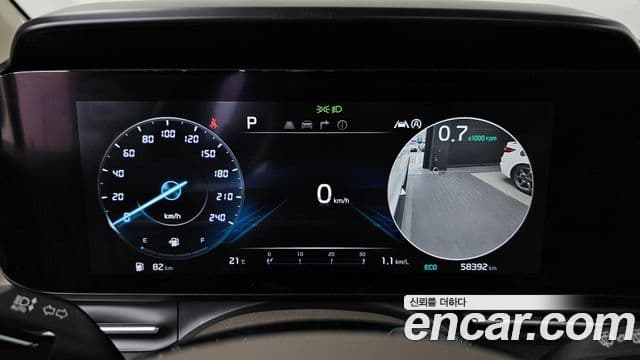 Kia Carnival 2021 — ფოტო 7/20