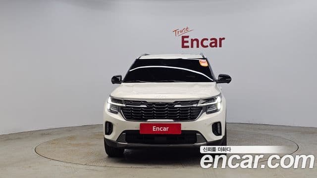 Kia Seltos 2022 — ფოტო 3/20