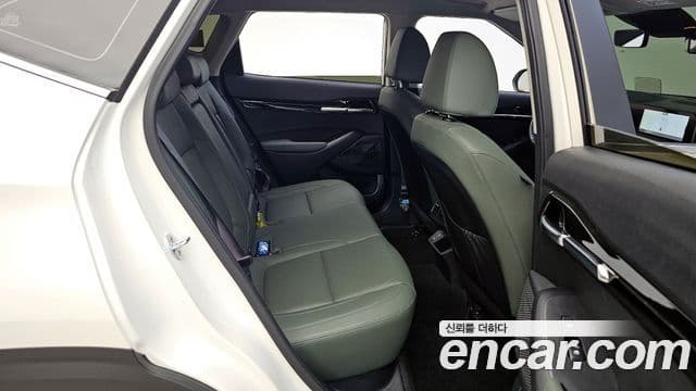 Kia Seltos 2022 — ფოტო 11/20