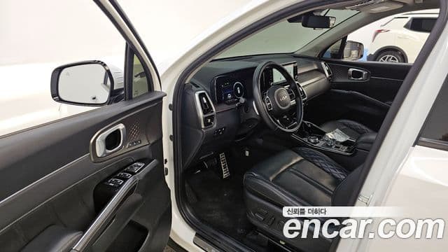 Kia Sorento 2023 — ფოტო 10/20