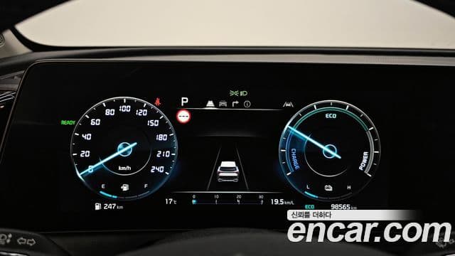 Kia Sportage 2023 — Фото 8/20