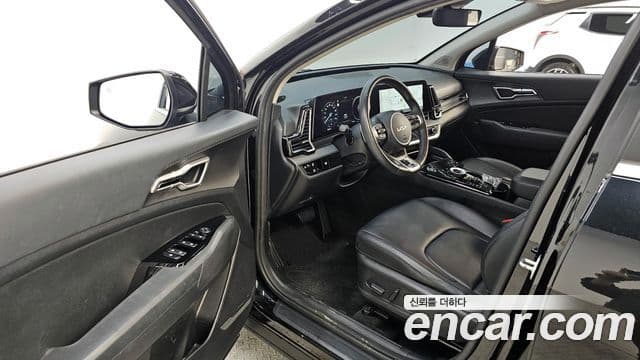 Kia Sportage 2023 — Фото 10/20