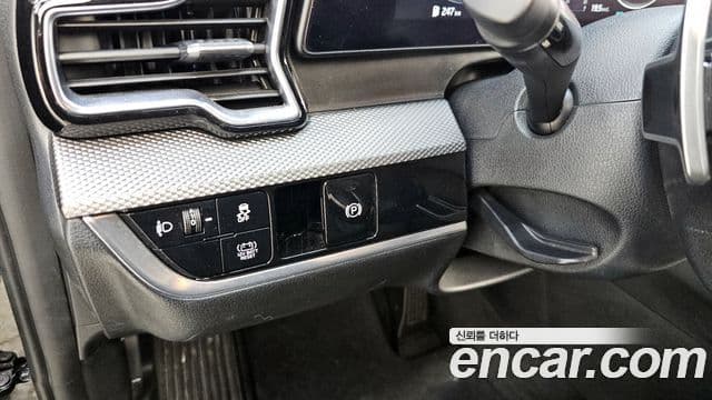Kia Sportage 2023 — Photo 17/37