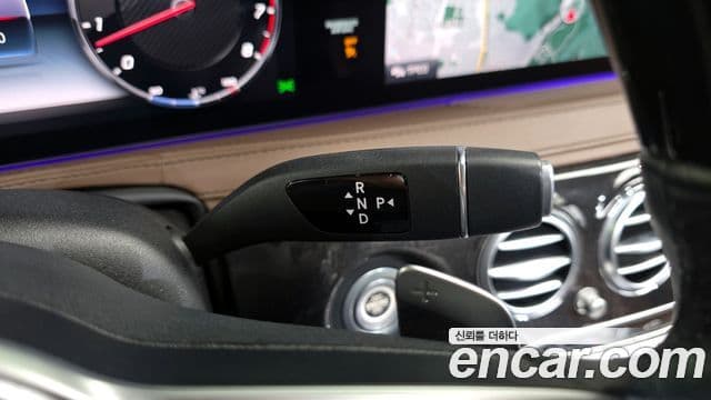 Mercedes-Benz S-Class 2019 — Photo 5/30
