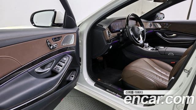Mercedes-Benz S-Class 2019 — Photo 7/30