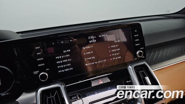 Kia Sorento 2020 — ფოტო 17/20