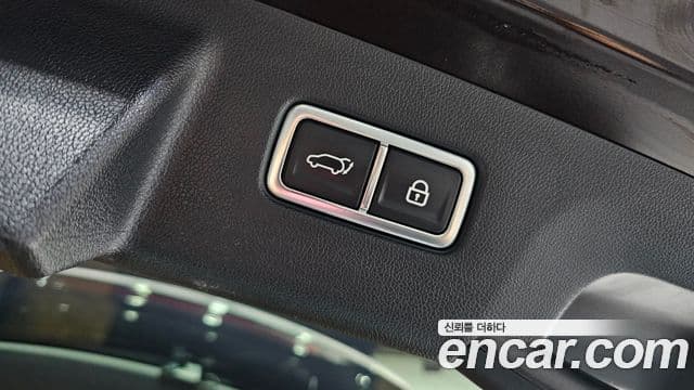 Kia Sorento 2020 — ფოტო 19/20