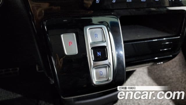 Hyundai Staria 2021 — Фото 9/20