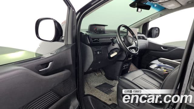 Hyundai Staria 2021 — Фото 10/20