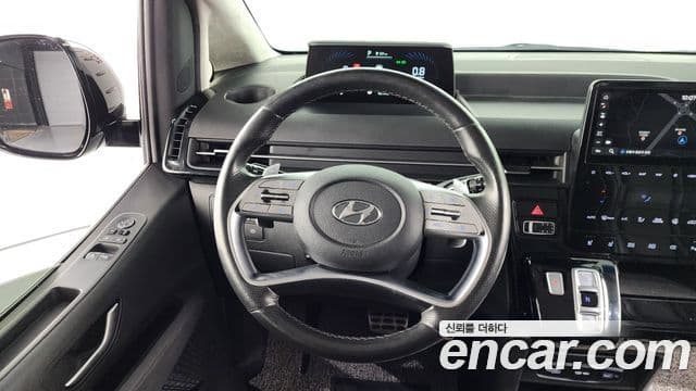 Hyundai Staria 2021 — Фото 13/20