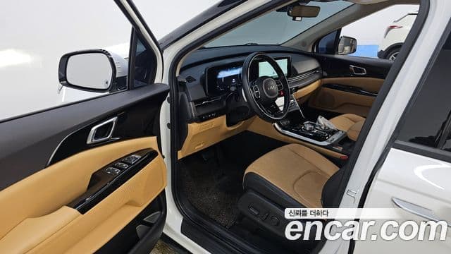 Kia Carnival 2022 — ფოტო 10/20