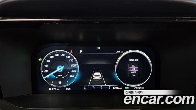 Kia Sorento 2022 — Şəkil 8/20