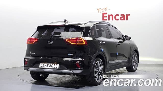Kia Niro 2021 — ფოტო 2/20