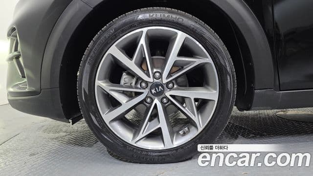 Kia Niro 2021 — ფოტო 5/20